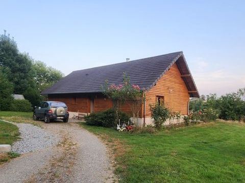   Maison � vendre 4 pi�ces PUYCAPEL (15) Chalet - 6 pi�ce(s) - 107 m�