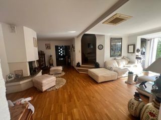  Maison � vendre 9 pi�ces 220 m�