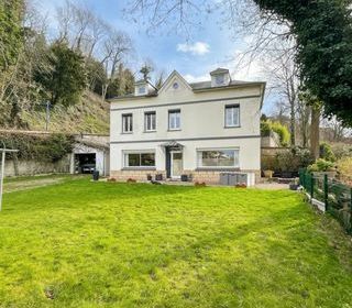  Propri�t�/ch�teau � vendre 7 pi�ces 156 m�