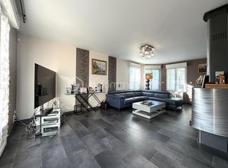  Maison � vendre 8 pi�ces 205 m�