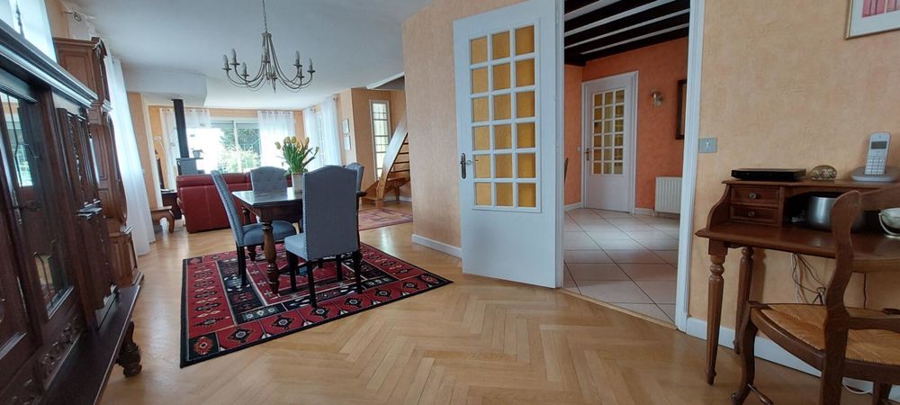 � vendre  Villa Champagne-au-Mont-d'Or (69410)