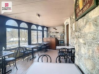  Immeuble � vendre 15 + pi�ces 389 m�