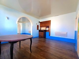  Immeuble � vendre 335 m�