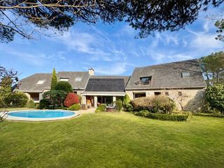  Maison � vendre 9 pi�ces 210 m�