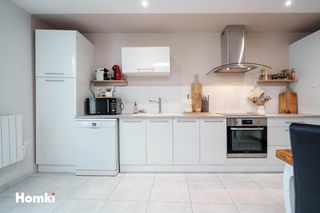  Immeuble � vendre 5 pi�ces 207 m�