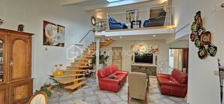  Maison � vendre 4 pi�ces 165 m�