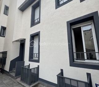  Immeuble � vendre 11 pi�ces 320 m�