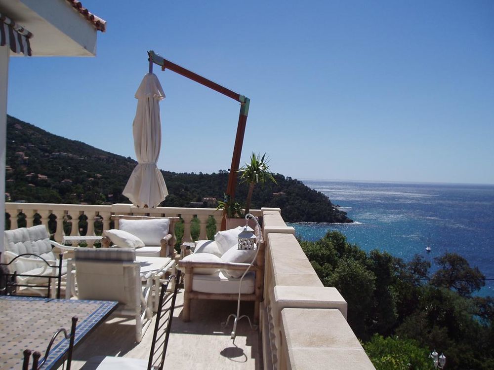 � vendre  Maison Rayol-Canadel-sur-Mer (83820)