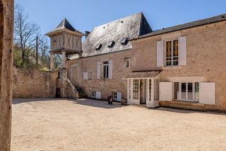  Propri�t�/ch�teau � vendre 7 pi�ces 250 m�