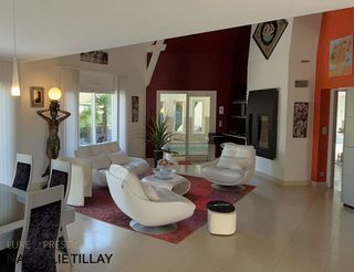  Maison � vendre 6 pi�ces 231 m�