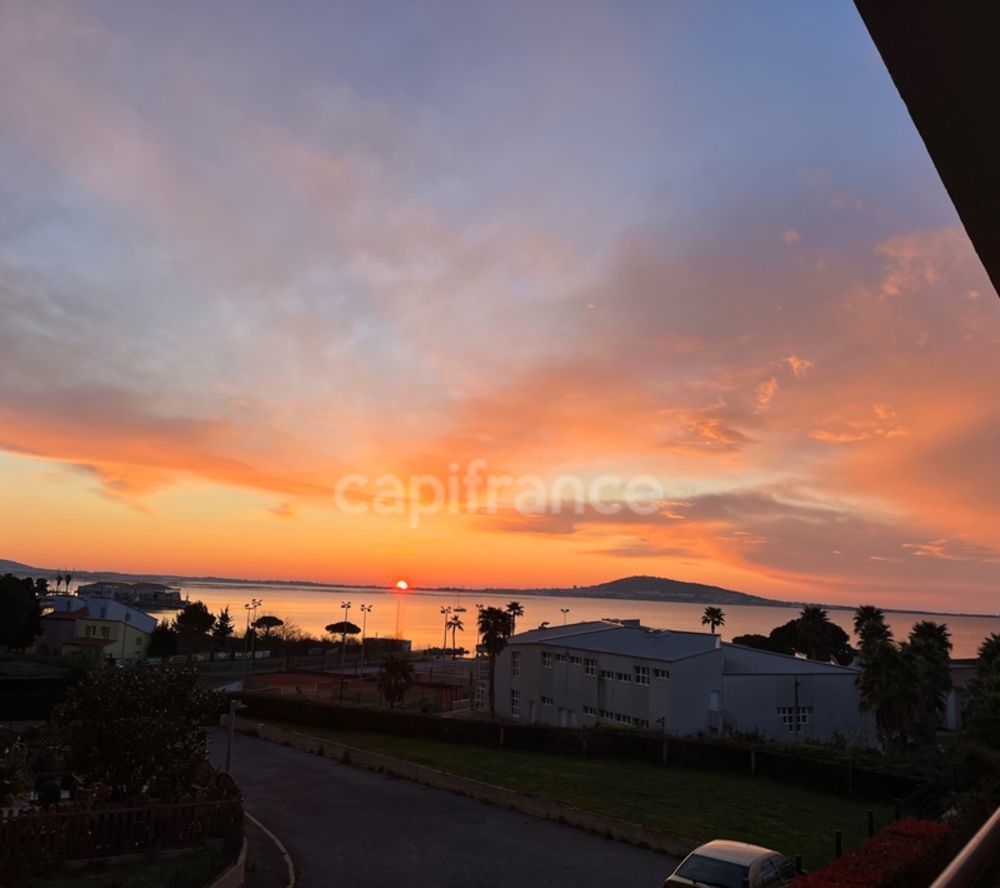 � vendre  Appartement M�ze (34140)