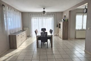  Maison � vendre 10 pi�ces 218 m�