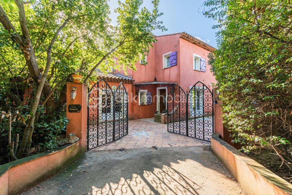 � vendre  Propri�t�/ch�teau Le Pradet (83220)