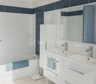  Maison � vendre 7 pi�ces 205 m�