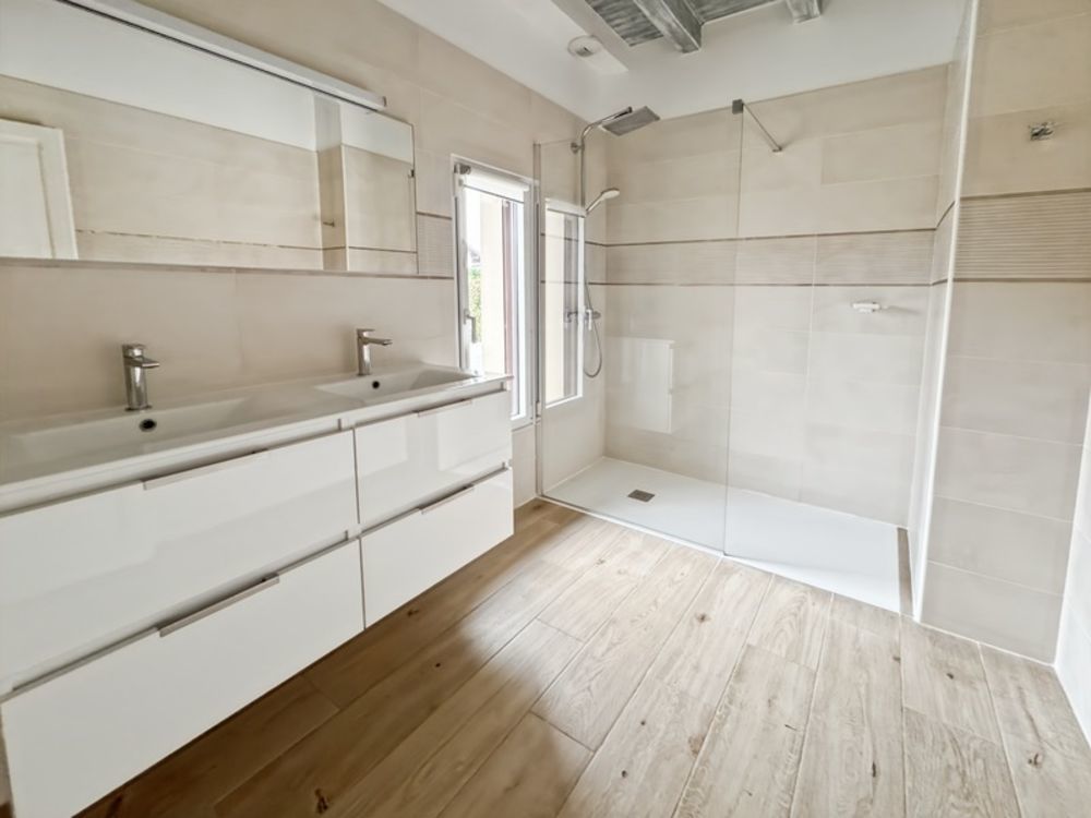 � vendre  Maison Pr�vessin-Mo�ns (01280)