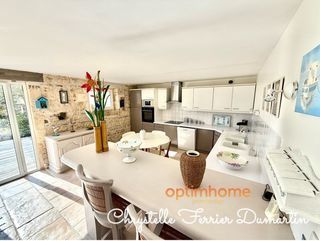  Maison � vendre 7 pi�ces 240 m�