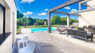  Villa � vendre 5 pi�ces 206 m�