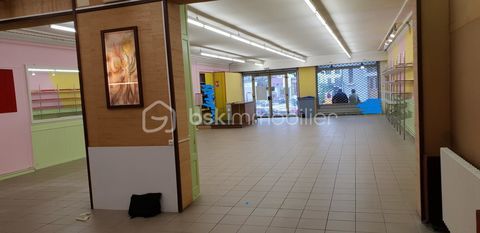 Local commecial en centre ville 75000 39300 Champagnole