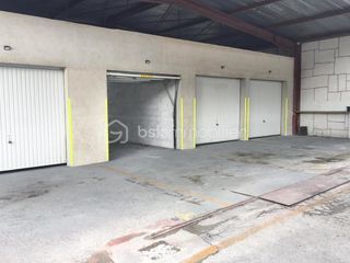  Parking / Garage � vendre 160 m�