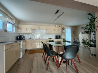  Maison � vendre 9 pi�ces 256 m�