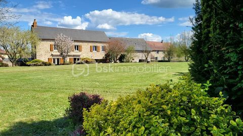   Axe Laval Mayenne, maison 3 chambres 3400m� de terrain clos Maison - 5 pi�ce(s) - 133 m�