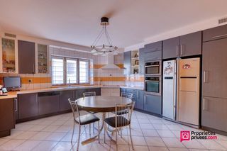  Maison � vendre 8 pi�ces 274 m�