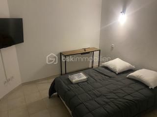  Immeuble � vendre 14 pi�ces 290 m�