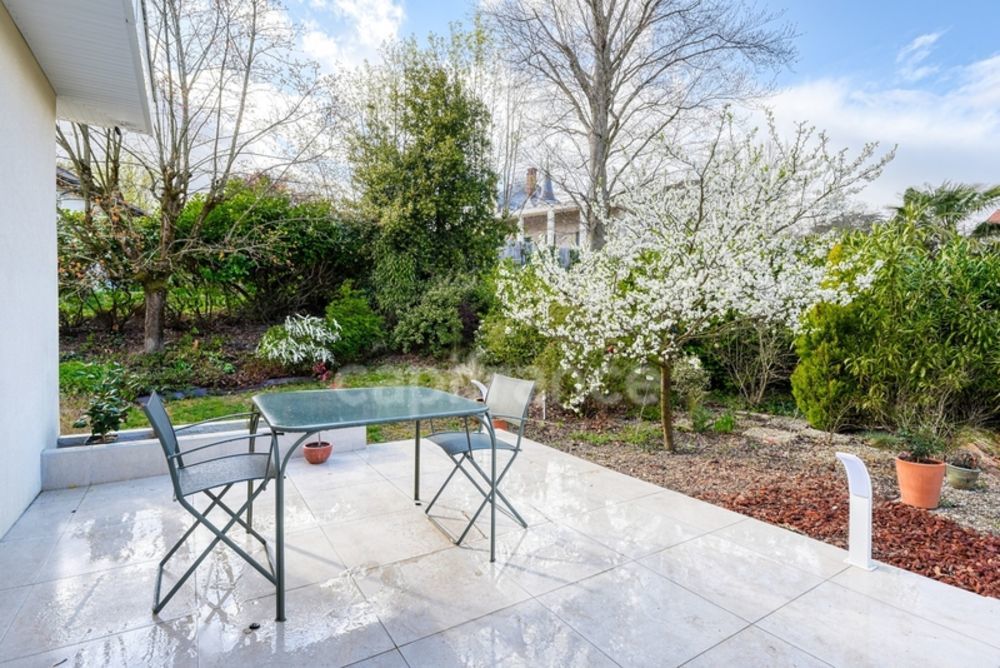 � vendre  Maison �cully (69130)