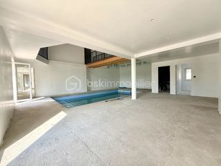  Propri�t�/ch�teau � vendre 14 pi�ces 363 m�