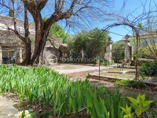  Maison � vendre 15 + pi�ces 661 m�