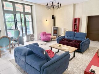  Propri�t�/ch�teau � vendre 15 + pi�ces 641 m�