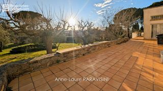  Maison � vendre 5 pi�ces 205 m�