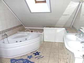  Maison � vendre 8 pi�ces 195 m�