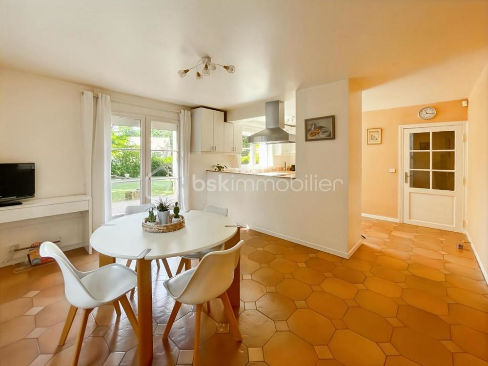 � vendre  Propri�t�/ch�teau Lardy (91510)