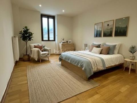   Maison de ville r�nov�e Maison - 5 pi�ce(s) - 75 m�