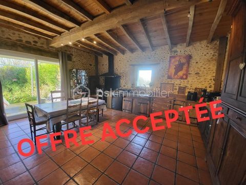   Corps de Ferme d'Exception � 5 mn de Morlaas � 380 m� de Cachet et de Potentiel Maison - 14 pi�ce(s) - 381 m�