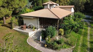  Propri�t�/ch�teau � vendre 6 pi�ces 190 m�