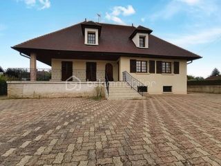  Maison � vendre 7 pi�ces 234 m�