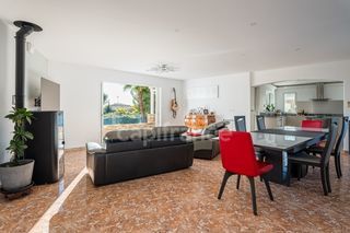  Maison � vendre 6 pi�ces 200 m�