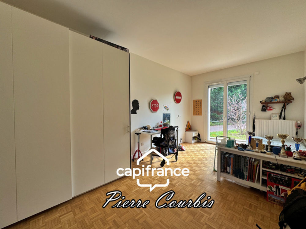 � vendre  Maison Bron (69500)