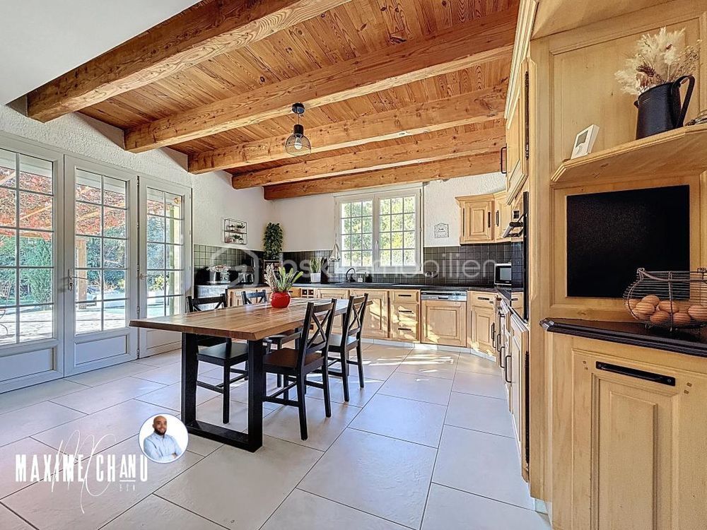 � vendre  Propri�t�/ch�teau Montarnaud (34570)