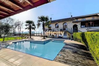  Propri�t�/ch�teau � vendre 8 pi�ces 413 m�