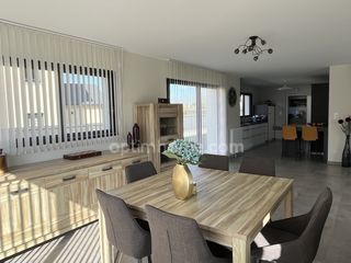  Maison � vendre 6 pi�ces 197 m�