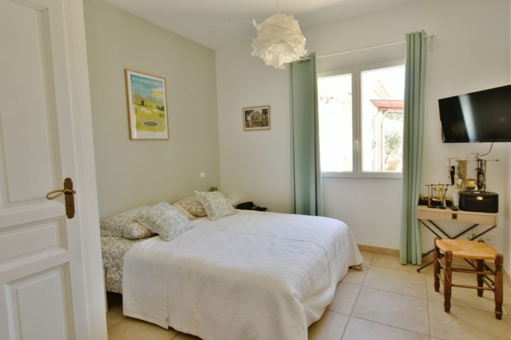 � vendre  Maison Fontvieille (13990)