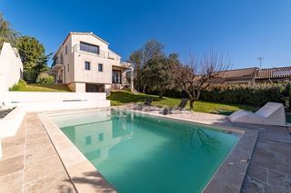  Maison � vendre 9 pi�ces 200 m�