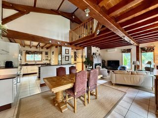  Maison � vendre 11 pi�ces 208 m�