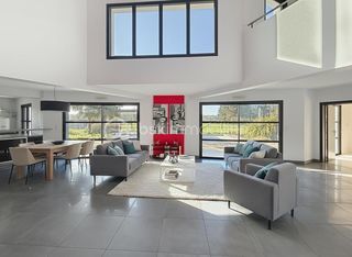  Maison � vendre 7 pi�ces 250 m�