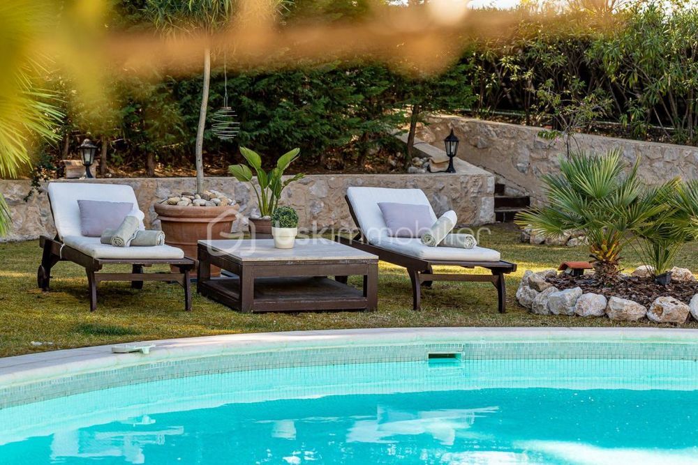 � vendre  Propri�t�/ch�teau Saint-Paul-de-Vence (06570)