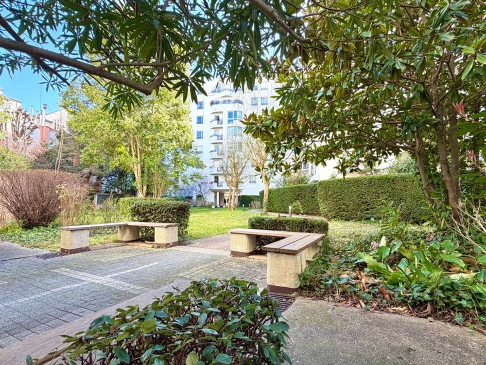 � vendre  Appartement Paris 19