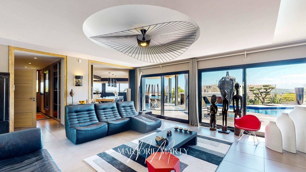 � vendre  Propri�t�/ch�teau Narbonne (11100)